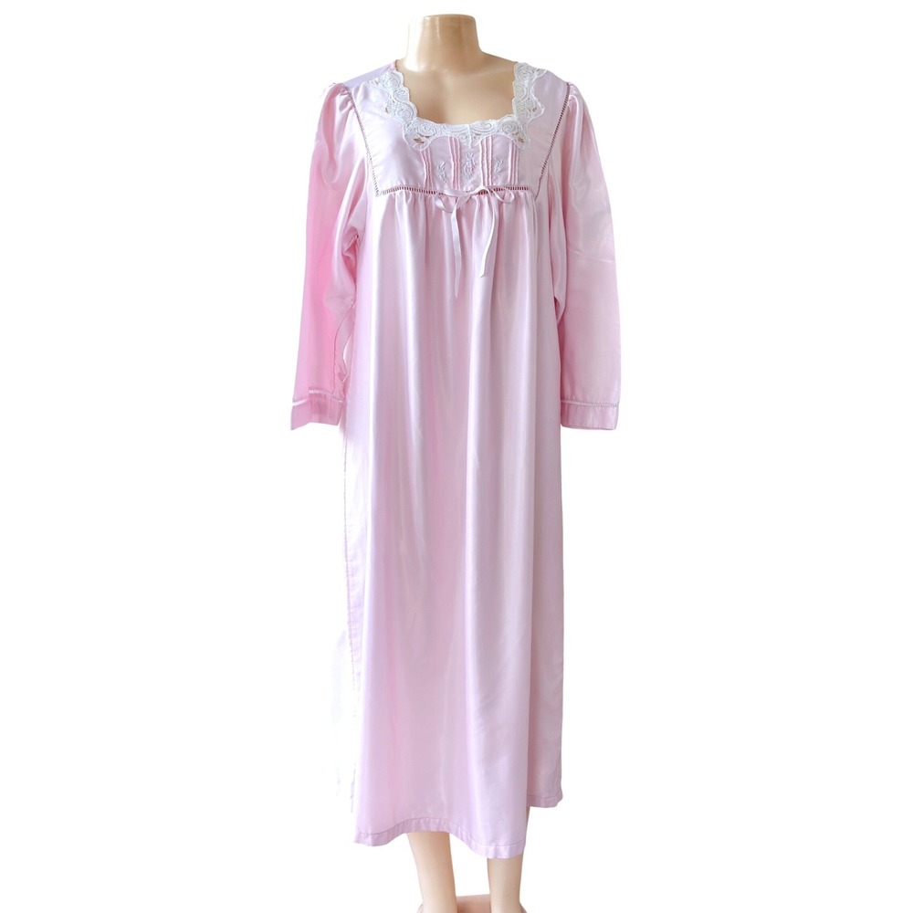 Vintage Pink Nightgown Lace Trim Embroidered Granny Cottagecore Sleep Dress M: